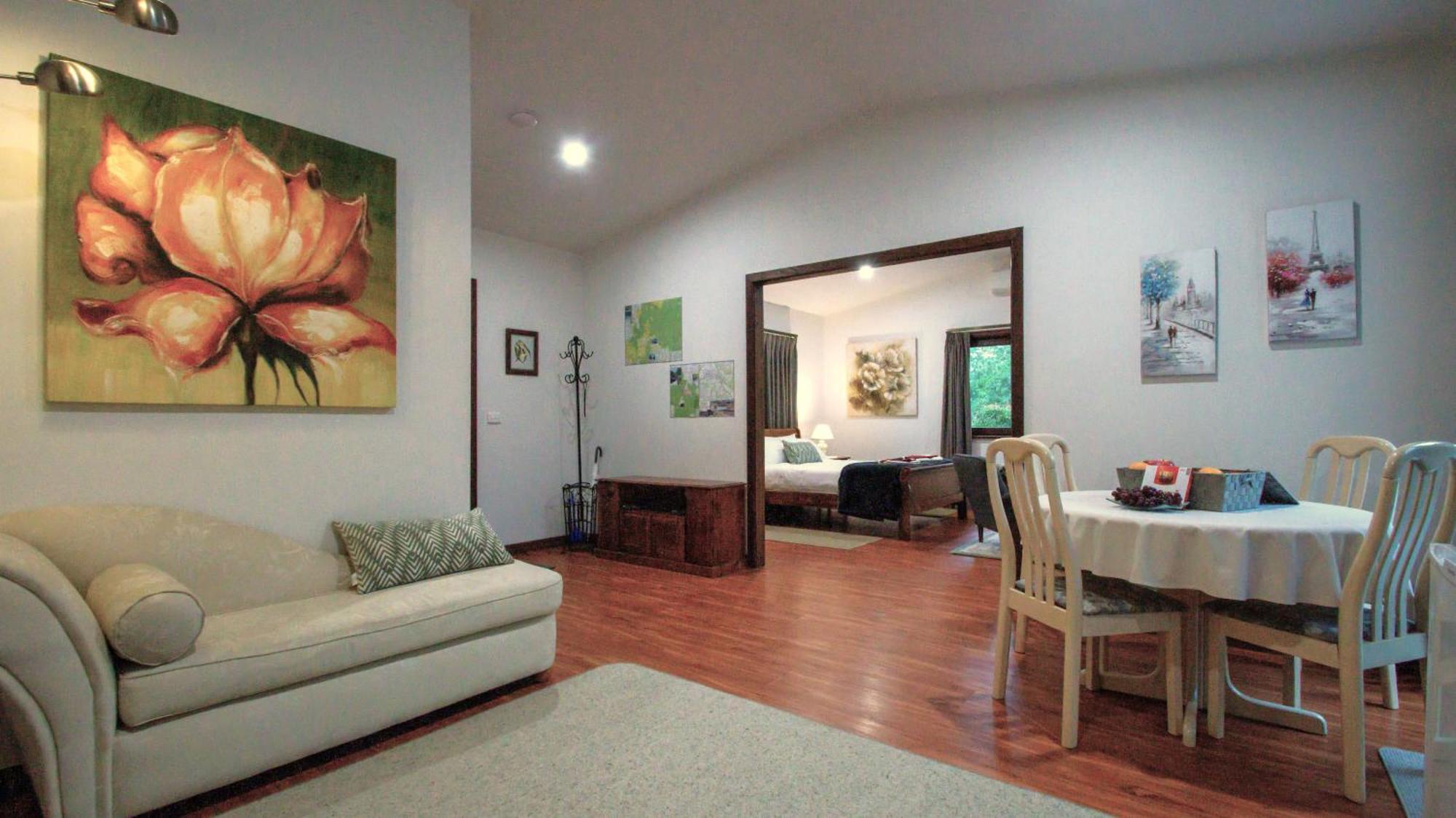 Apartment Magic Oak Getaway *